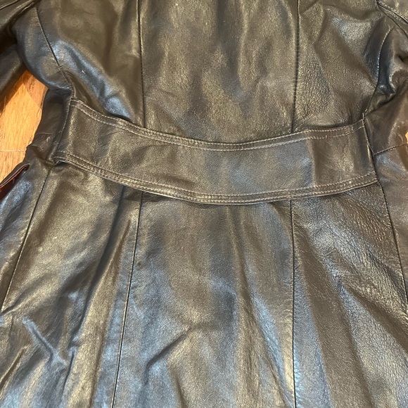 Vintage brown leather coat - Picture 4 of 7